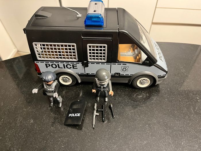 Playmobil Fourgon de police City Action - photo numéro 2