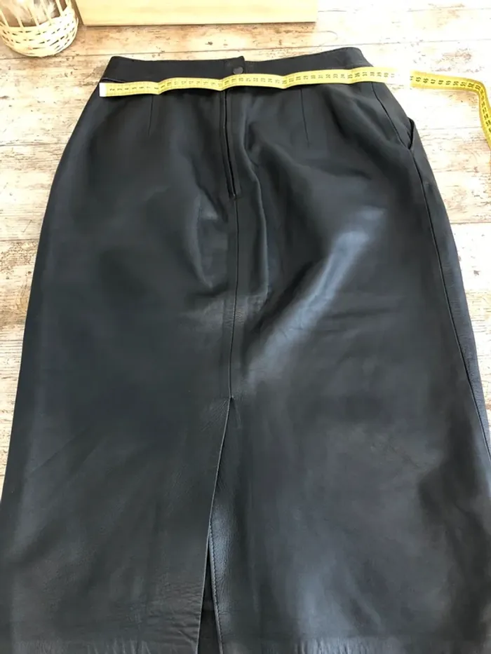 Jupe en cuir - photo numéro 5