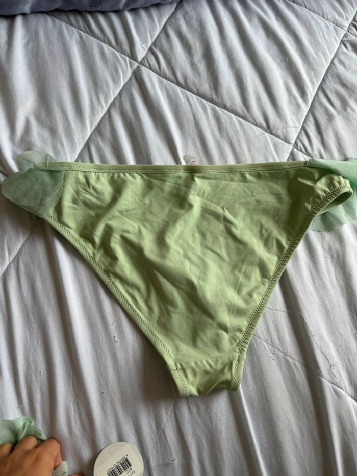 Lot 2 bas de maillot de bain bikini vert pale tulles volant Penti taille L/40 neuf avec étiquette - photo numéro 9