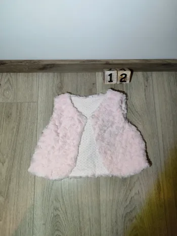 Gilet sans manches rose. 12 mois