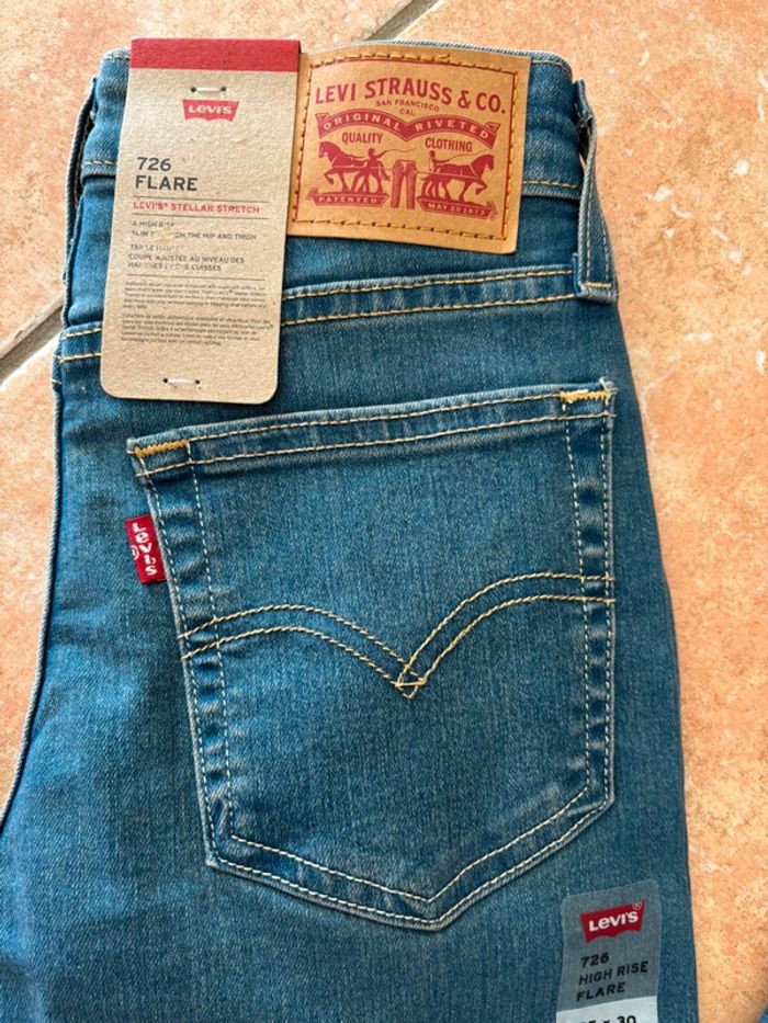 Jean Levi’s 726 Flare - photo numéro 3