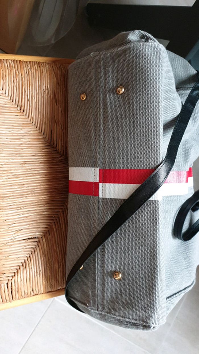 Sac gris - photo numéro 4