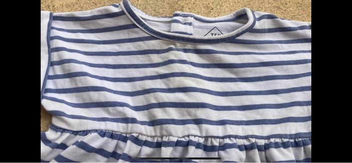 Robe rayée bleu et blanche tex baby Neuve - photo numéro 2