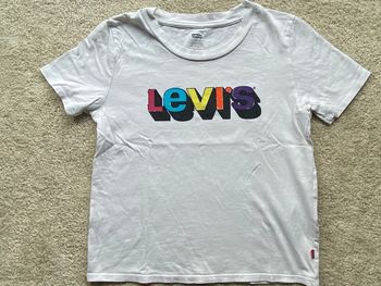 T-shirt Levi’s 🌻