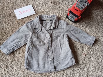 Chemise taille 3 mois 