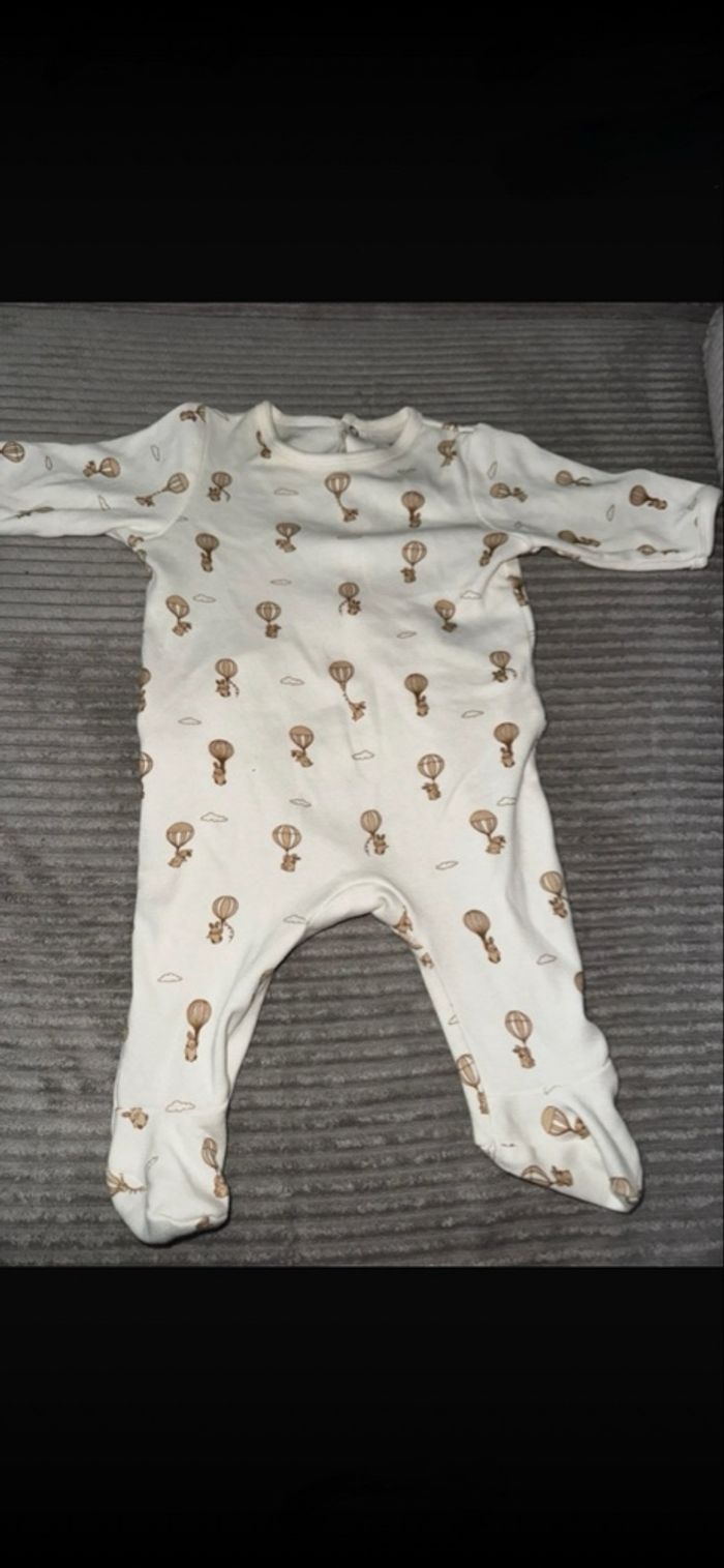 4 Pyjamas okaïdi 3 mois - photo numéro 2