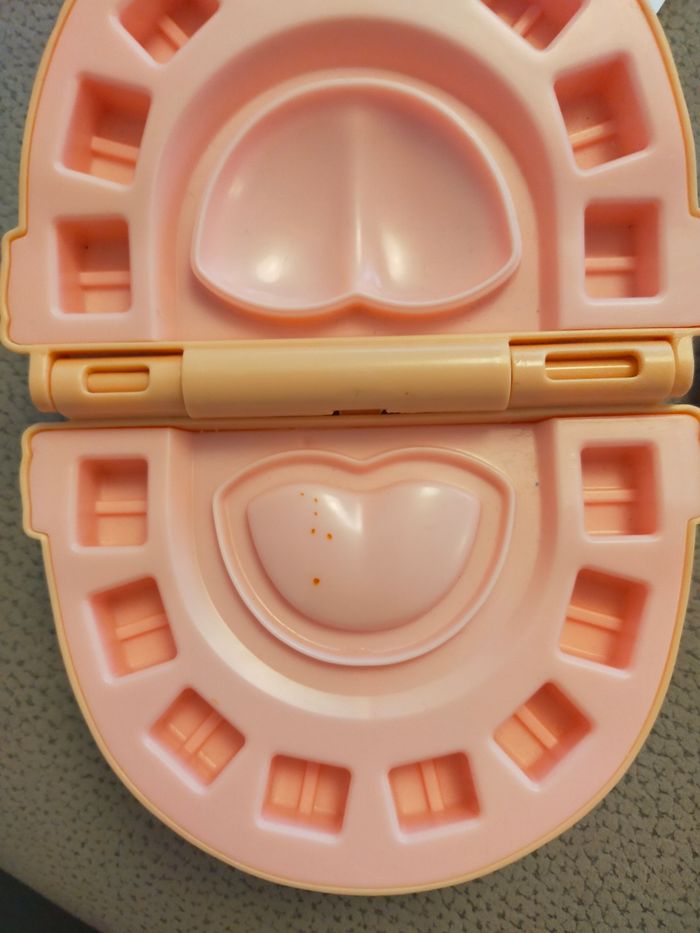 Play Doh - Le dentiste- pâte à modeler à partir de 3ans - photo numéro 4