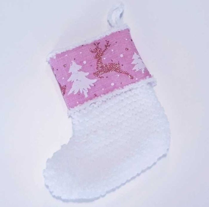 Décoration botte chaussette de noël au tricot (20 cm) cadeau noël enfant bébé premier noël personnalisable prénom - photo numéro 3