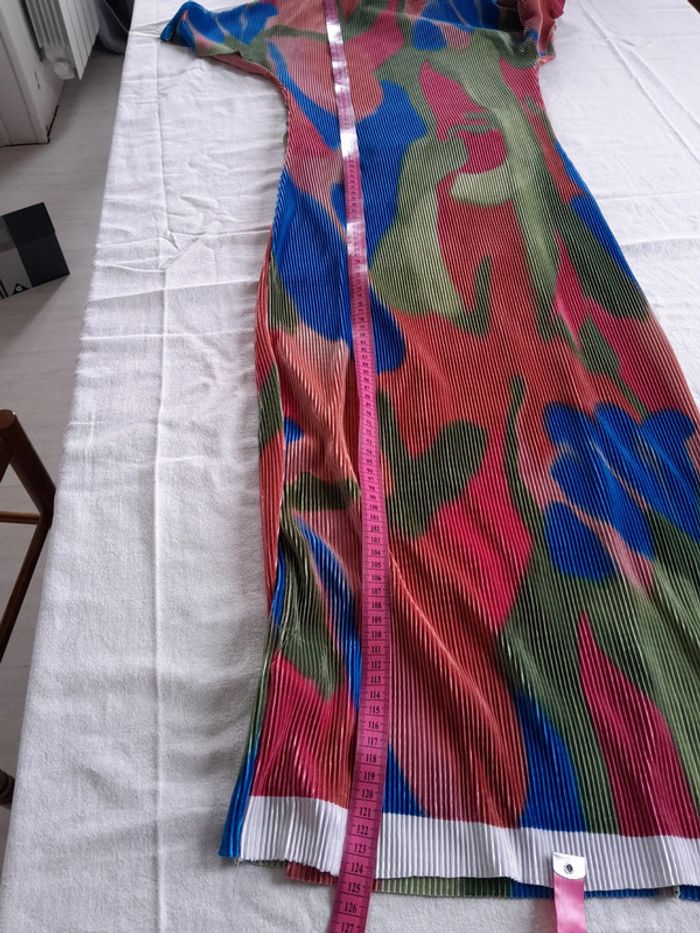 Jolie robe longue multicolore plissée moulante drapée Asos Design - photo numéro 14