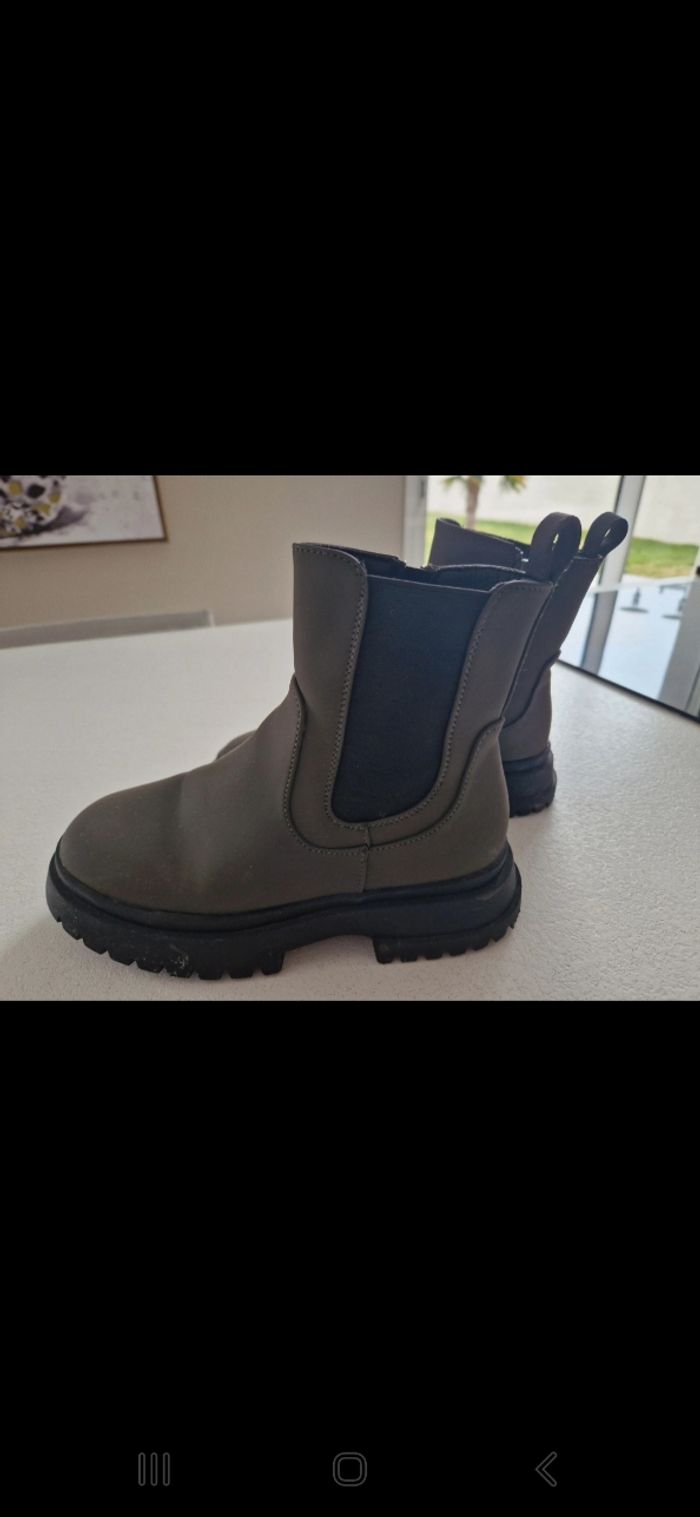 Bottines kaki 34 - photo numéro 2