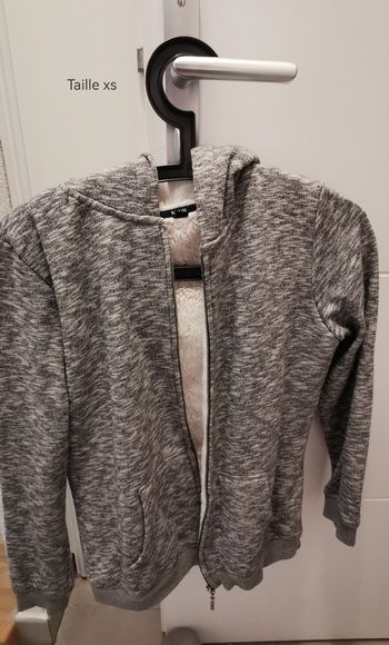 Veste à capuche taille Xs