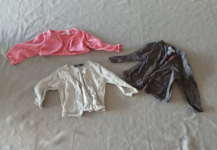 Lot gilets 12 mois