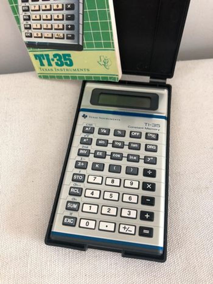 Calculatrice vintage TI-35 - photo numéro 3