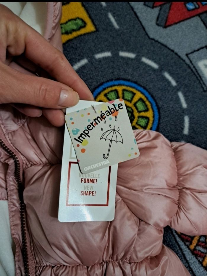 Manteau imperméable bébé fille 6 mois - photo numéro 3