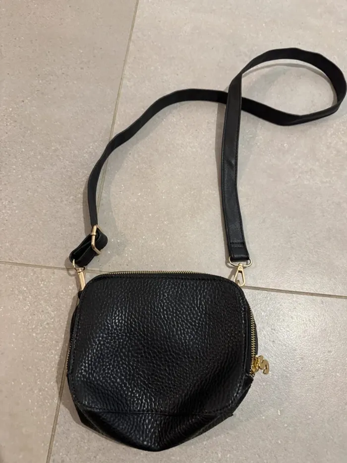 Sac à bandoulière Desigual, très bon état, 20*15cm - photo numéro 3