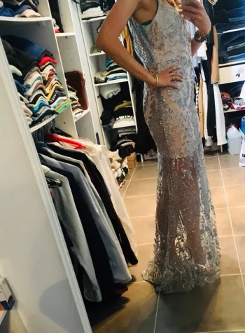 Robe longue de soirée à paillettes