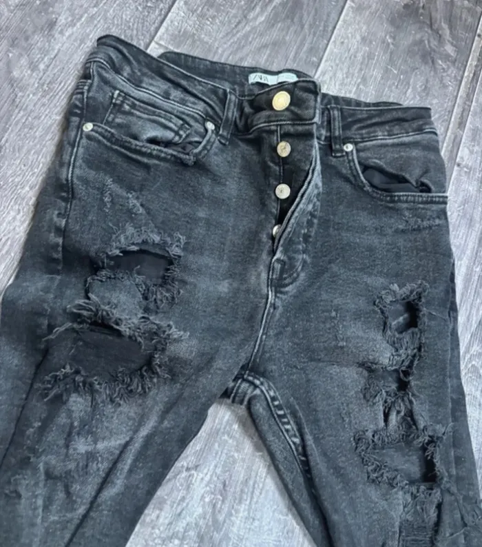 Jean homme Zara noir - photo numéro 2