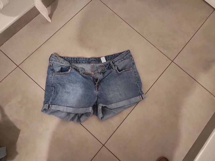 Short H&M taille 42
