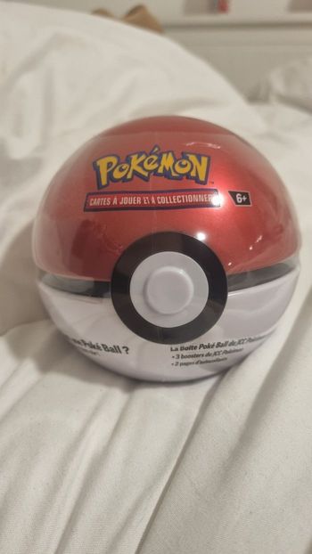 Pokeball booster du jcc pokémon