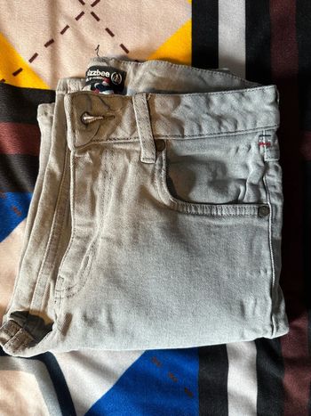 Short gris homme Bizzbee