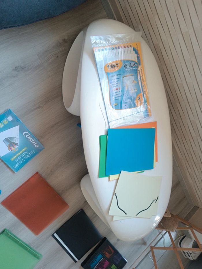 Fournitures scolaires - photo numéro 2