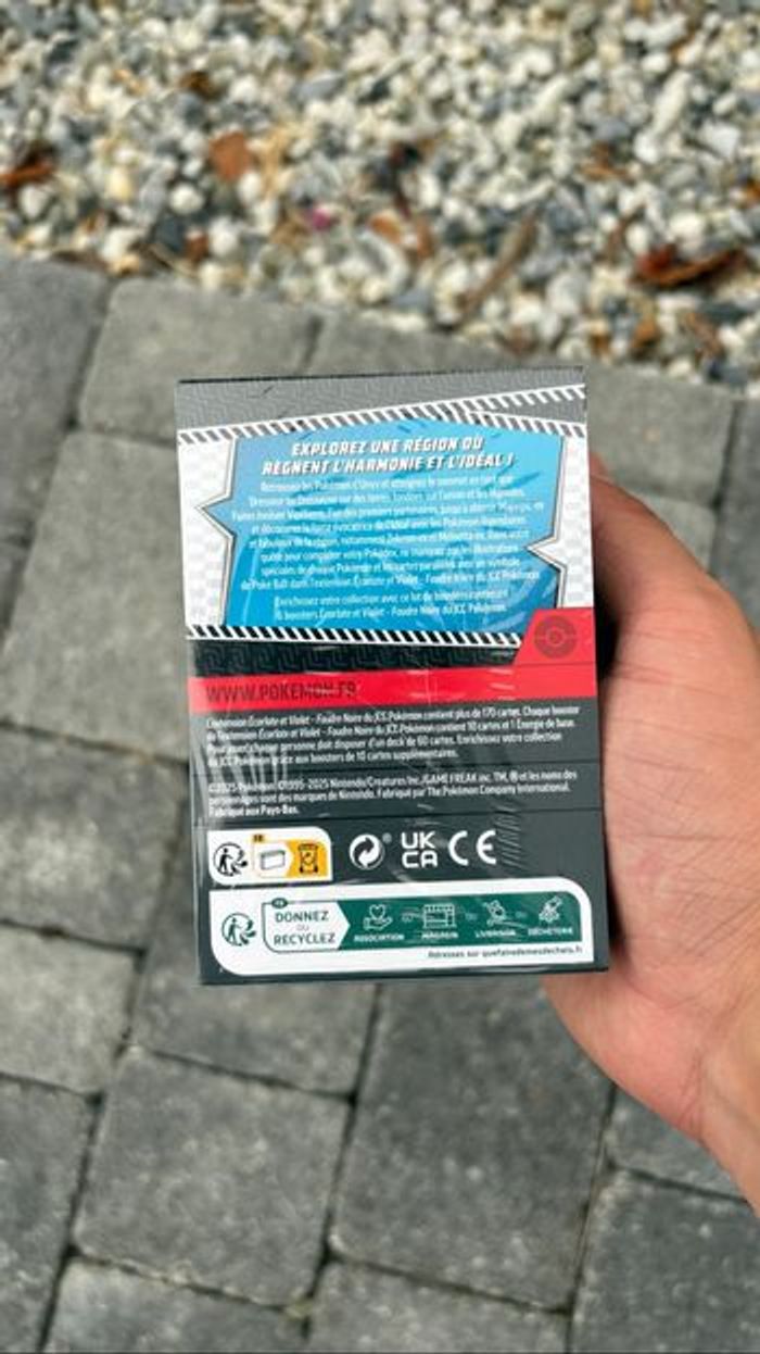 Pokémon Bundle EV10.5 Foudre Noire - photo numéro 2