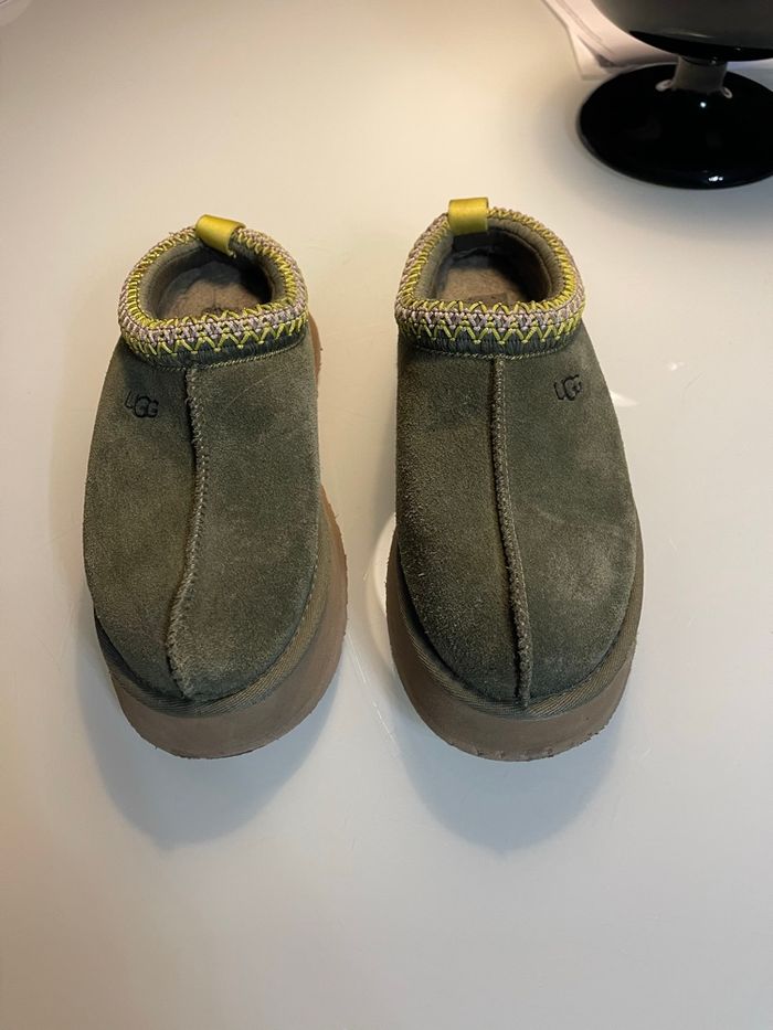 chaussons ugg kaki quasi neuf 39 - photo numéro 3