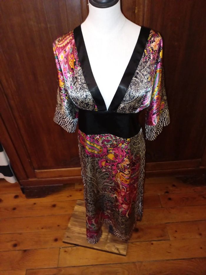 Robe manches courtes