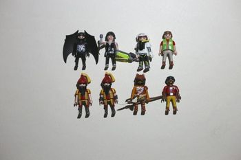 Playmobil personnages divers x 8