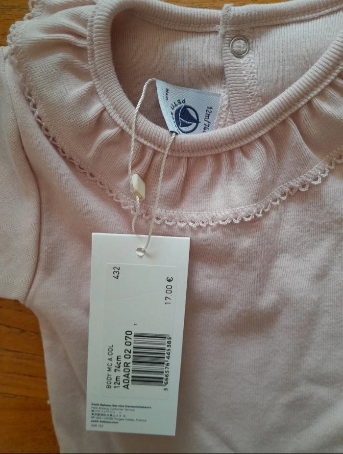 Body neuf Petit Bateau 12mois - photo numéro 2