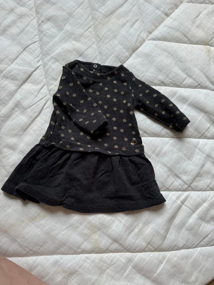 Robe Petit Bateau taille 3 mois