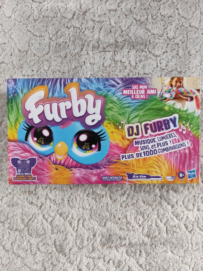 🌈 Jouet DJ Furby Arc-en-ciel