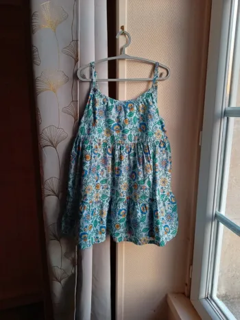 Robe bretelles