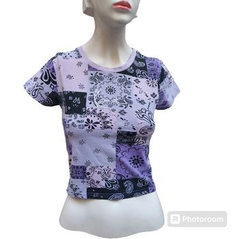 Joli tee shirt taille S