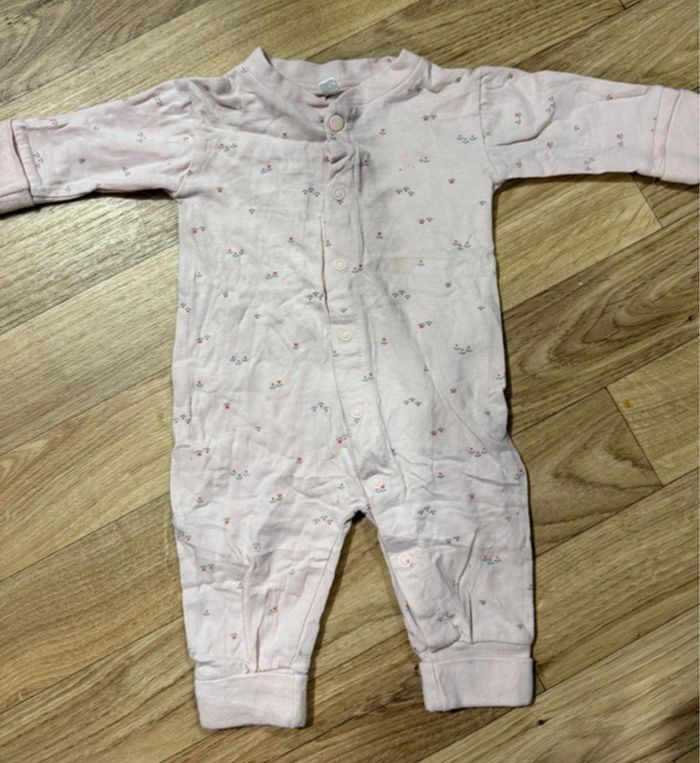 2 Combinaison/pyjama