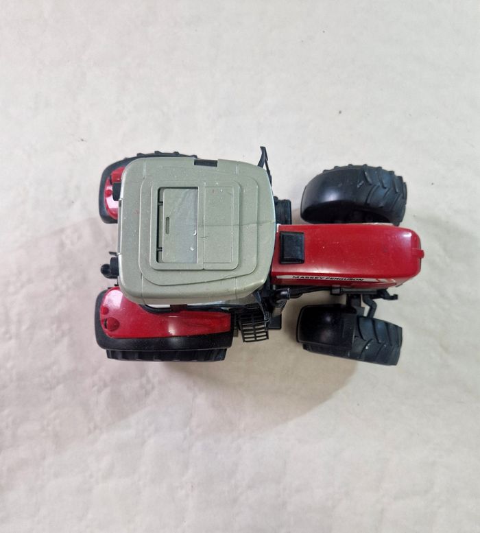 Tracteur miniature  / jouet  , Bruder  , Massey Ferguson 7480 - photo numéro 4