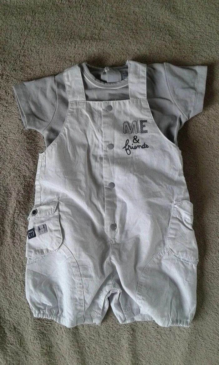 Combishort + t-shirt sucre d'orge 9 mois