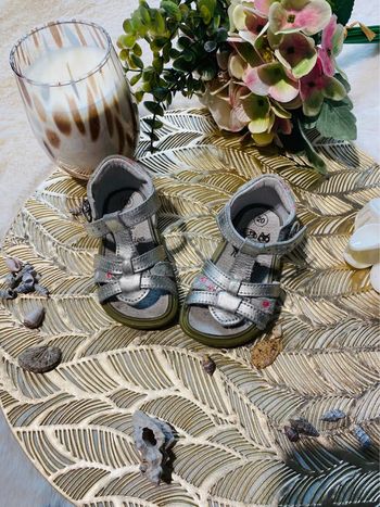 🤍 Superbes sandales bébé Pat et Ripaton – Taille 20 –  bon état !🤍