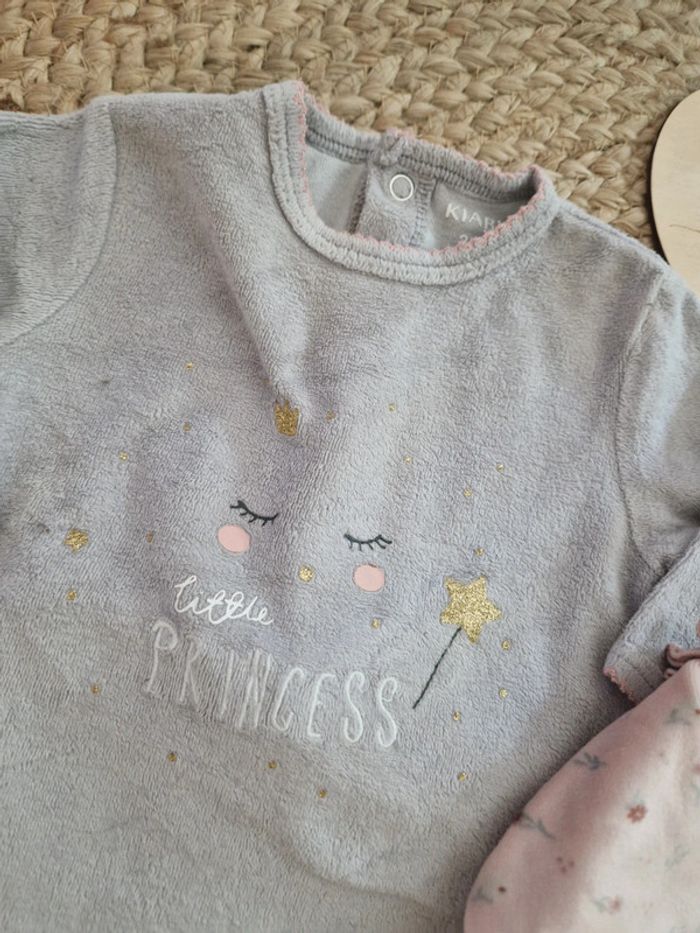 Lot de pyjamas gris et rose kiabi bébé fille 3 mois - photo numéro 3