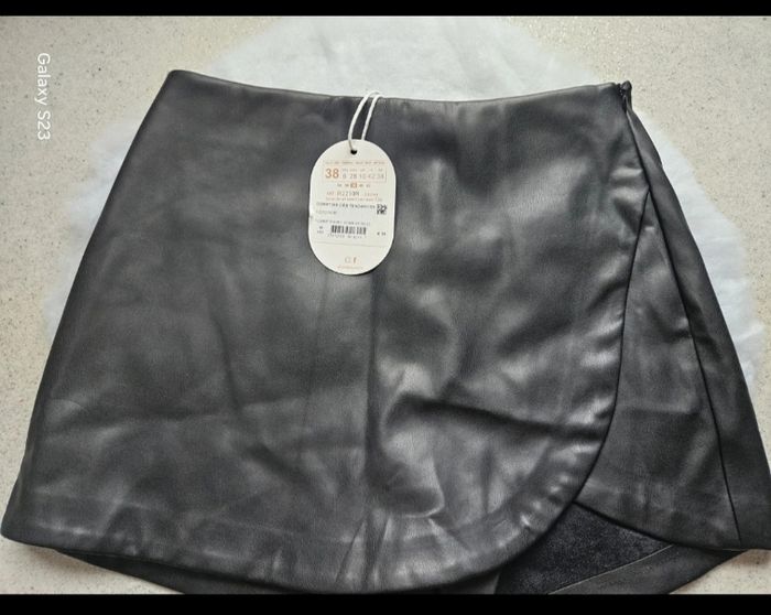 Magnifique jupe short en similu cuir Oraije taille M