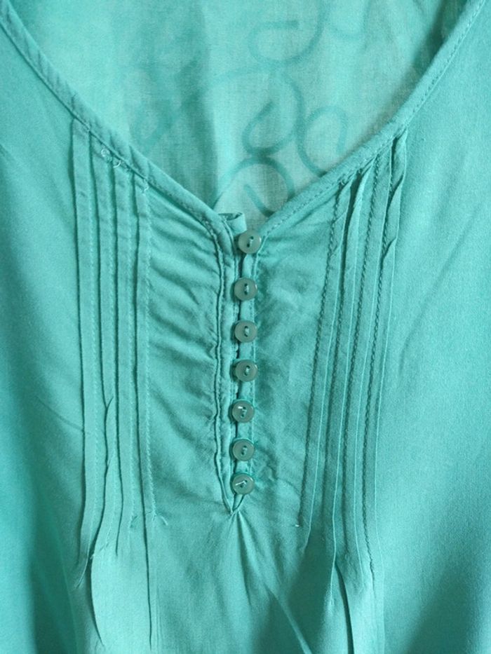 Jolie blouse légère verte - photo numéro 2