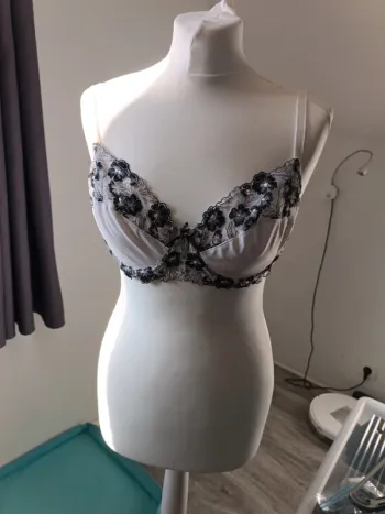 Soutien-gorge noir Leclerc 95C