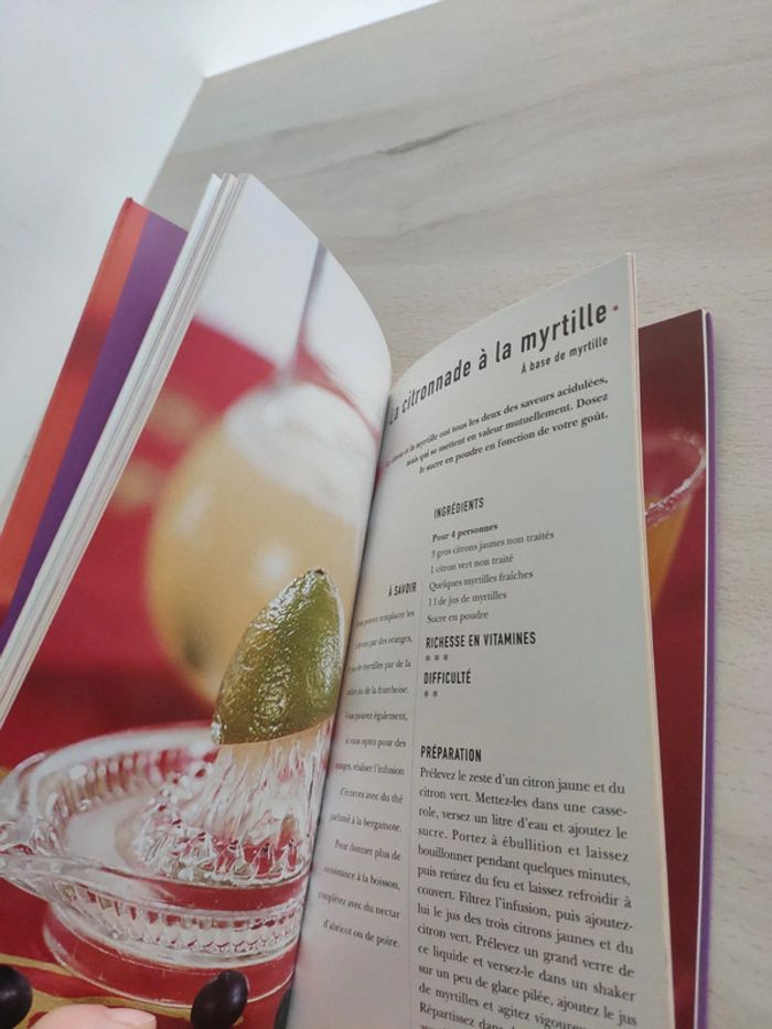 Lot de 3 livres recettes jus et cocktails normaux ou exotiques - photo numéro 12