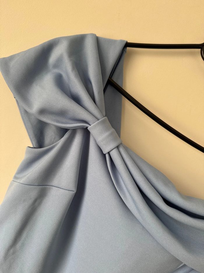 👗Magnifique robe de soirée ou sortie bleu- shell - neuf sans étiquette- taille40 - photo numéro 2