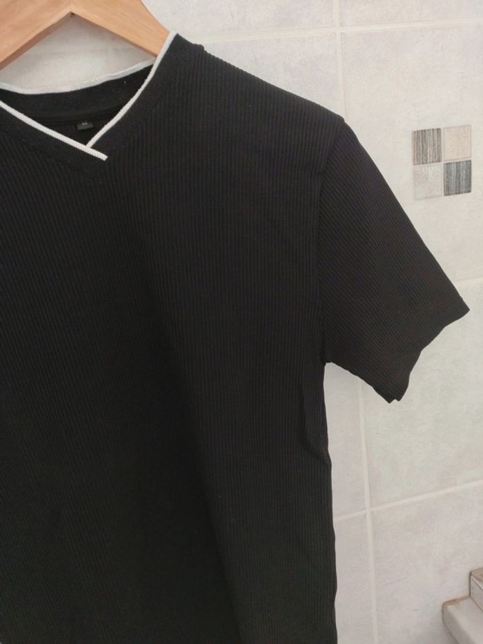 Tee shirt M complètement neuf Crossby - photo numéro 2