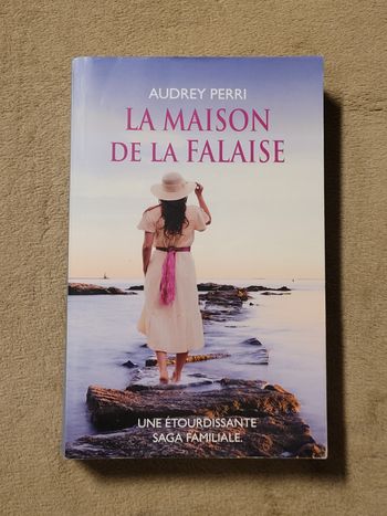 La Maison De La Falaise Audrey Perri