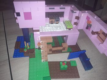 Lego minecraft maison cochon