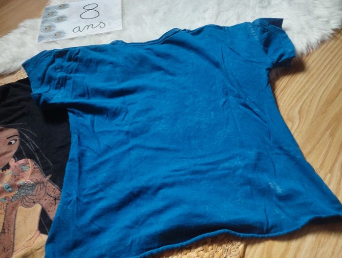Lot t-shirts Disney reserved 8ans Pocahontas - photo numéro 3