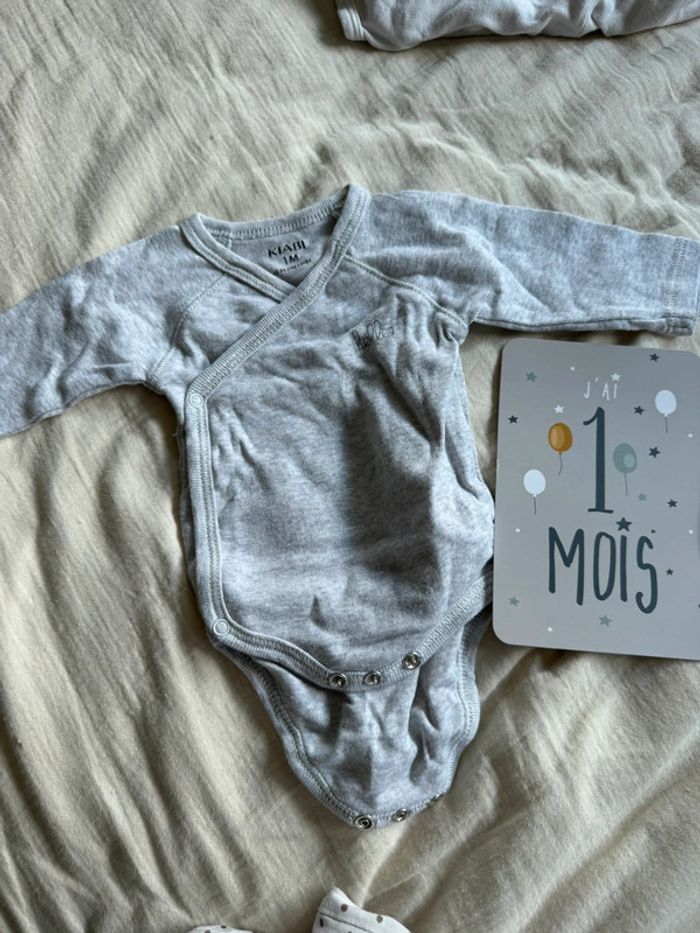 Body 1 mois