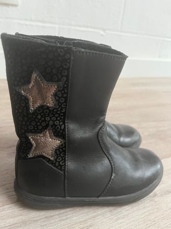 Bottes en cuir taille 24